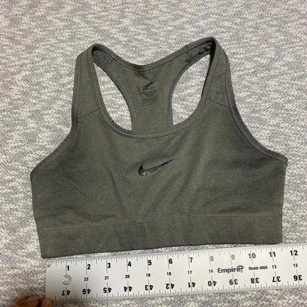 Nike dri fit grey sports bra Size S. SKU-A433#activewear